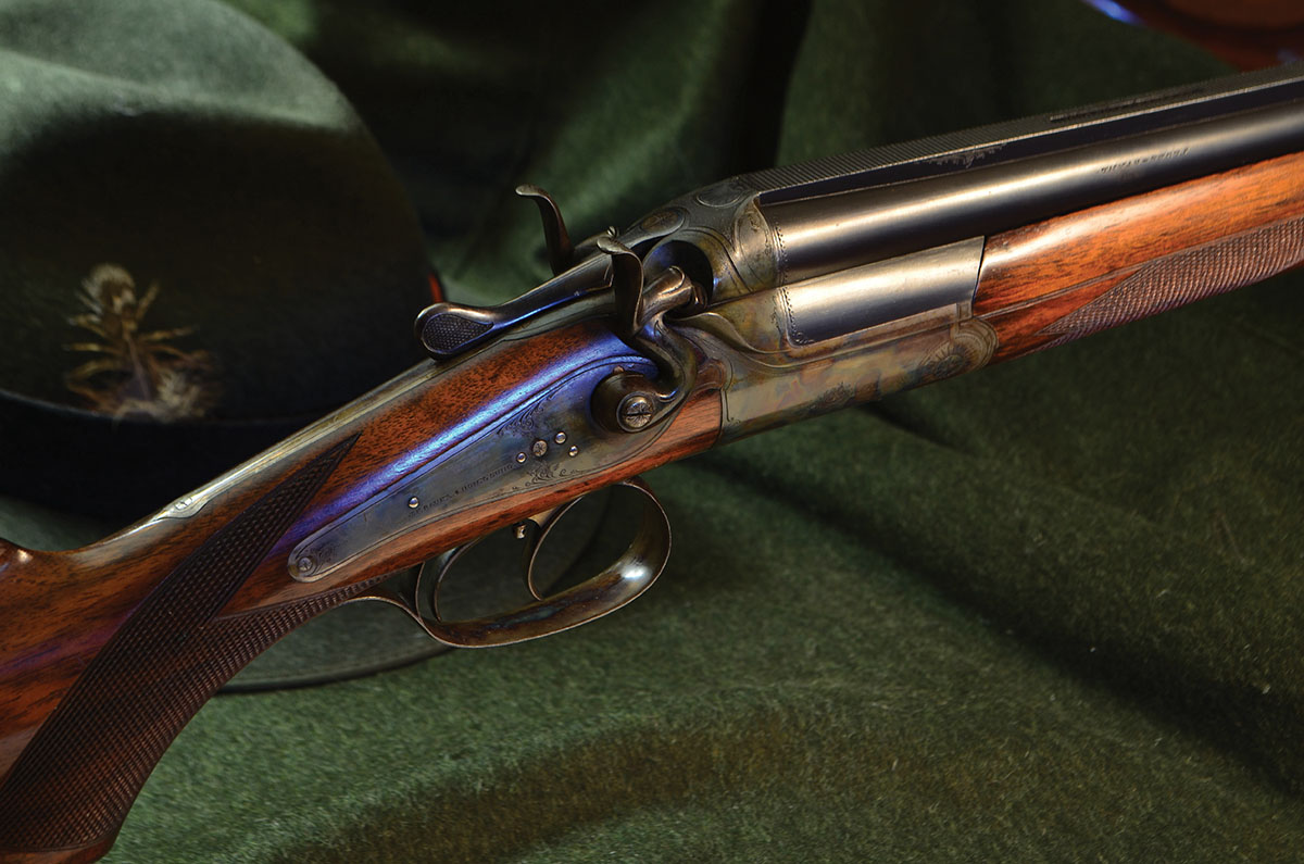 A Bockbüchsflinte over/under combination gun with external hammers, made by J.P. Sauer in 1913. For the company, high quality has always been a hallmark.